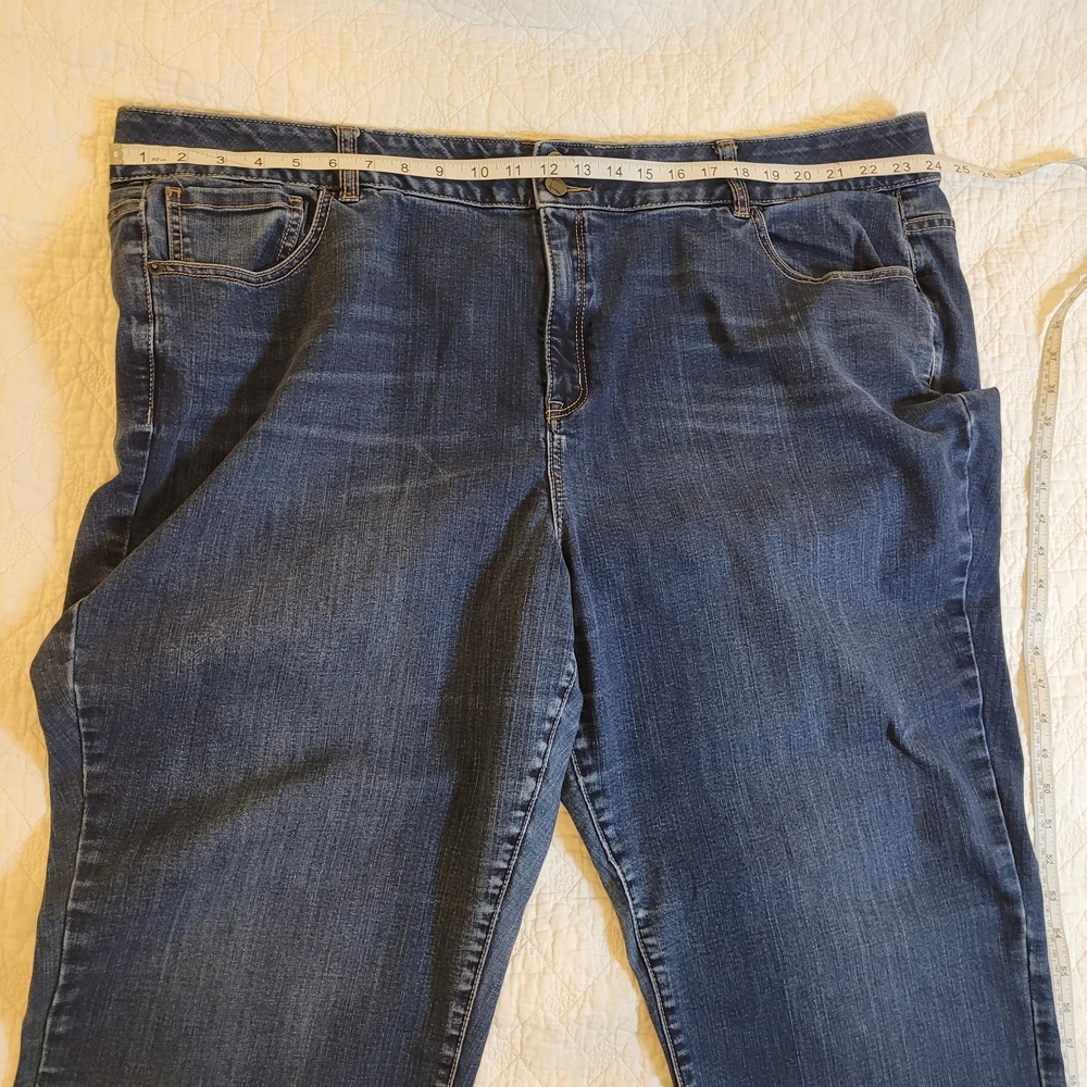 Lane Bryant Tighter Tummy Technology Sz 28Reg High Rise Straight Jeans